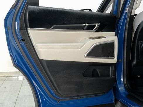 Used 2023 Kia Telluride S w/ S Sunroof Package FWD image 57