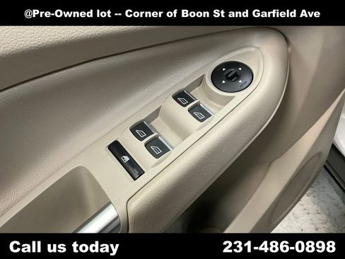 Used 2019 Ford Escape SE AWD/4WD image 15