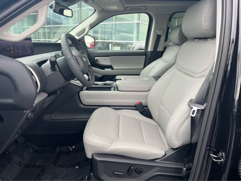 New 2026 Ford Expedition Max Active image 30