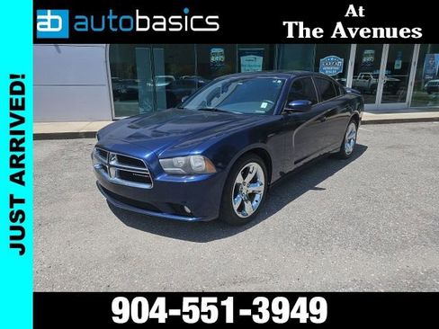 Used 2013 Dodge Charger SXT w/ Rallye Appearance Group RWD image 1