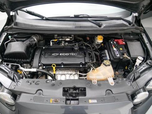 Used 2015 Chevrolet Sonic LT FWD image 13