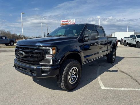Used 2022 Ford F250 Lariat w/ Tremor Off-Road Package image 8
