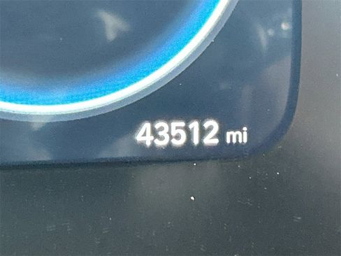 Used 2024 Hyundai Palisade Calligraphy image 24