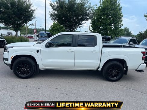 Certified 2026 Nissan Frontier SV RWD image 5