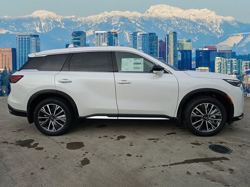 New 2026 INFINITI QX60 Luxe w/ Cargo Package image 16