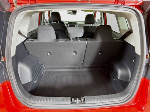 Used 2024 Kia Soul LX w/ LX Technology Package image 24