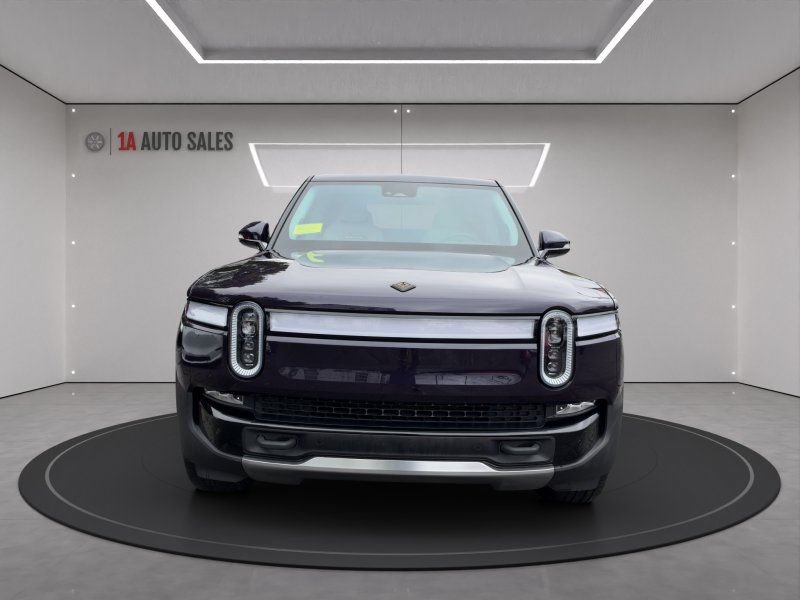 Used 2024 Rivian R1T Adventure Dual AWD/4WD image 8