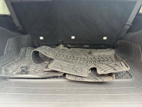 Used 2016 Jeep Wrangler Unlimited Sport image 32