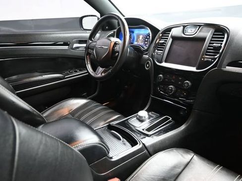 Used 2022 Chrysler 300 S RWD image 18