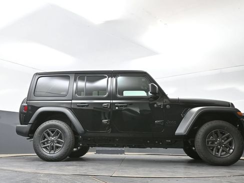 New 2026 Jeep Wrangler Unlimited Sport AWD/4WD image 37