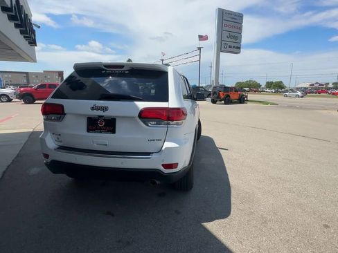 Used 2021 Jeep Grand Cherokee Limited image 7