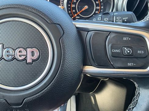 Certified 2022 Jeep Wrangler Unlimited Sahara w/ Cold Weather Group image 28