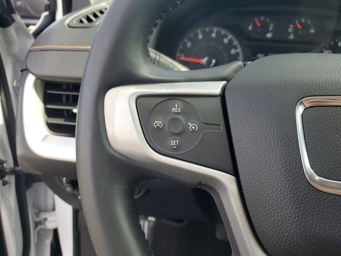 Used 2018 GMC Terrain SL image 22