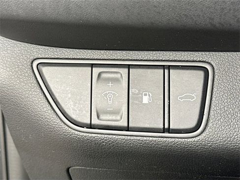 Used 2023 Genesis G70 2.0T w/ Sport Prestige Package image 26