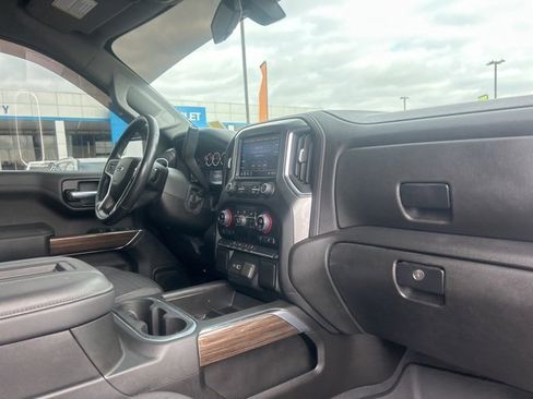 Used 2021 Chevrolet Silverado 1500 LT Trail Boss w/ Bed Protection Package image 33