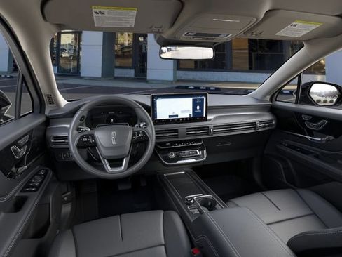 New 2026 Lincoln Corsair Premiere image 10