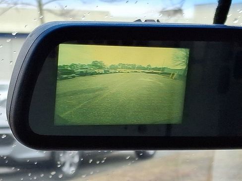 Used 2018 Chevrolet Express 2500 w/ Driver Convenience Package image 16