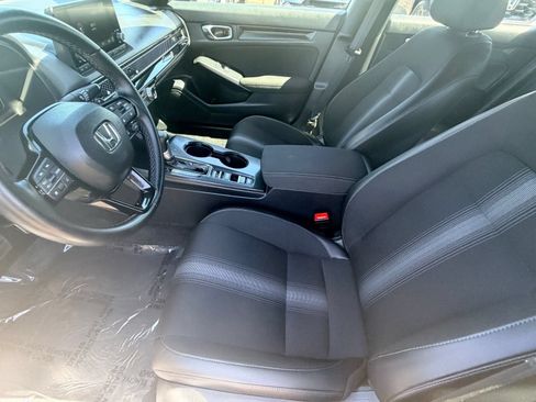 Used 2025 Honda Civic Sport image 16