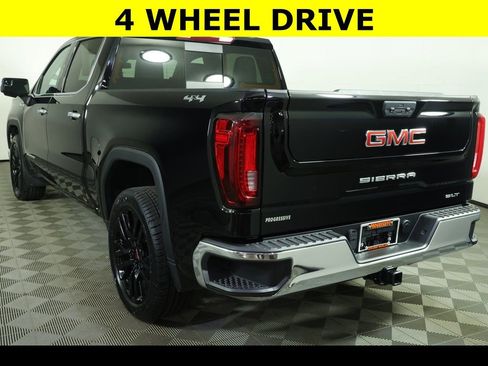 Used 2023 GMC Sierra 1500 SLT w/ SLT Convenience Package image 6