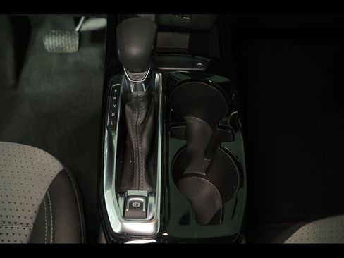 Used 2025 Chevrolet Trax LT w/ LT Convenience Package image 25