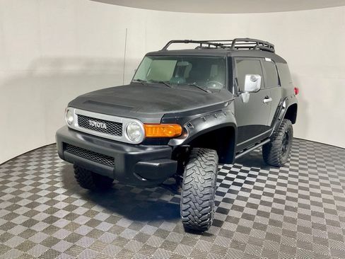 Used 2007 Toyota FJ Cruiser 4WD image 6