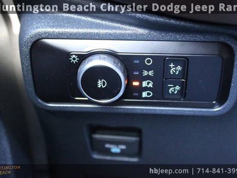 Used 2023 Ford Bronco Outer Banks image 18