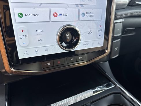 New 2025 Ford F150 Lightning Lariat image 24