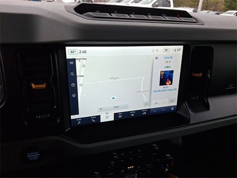 Used 2022 Ford Bronco Badlands image 17