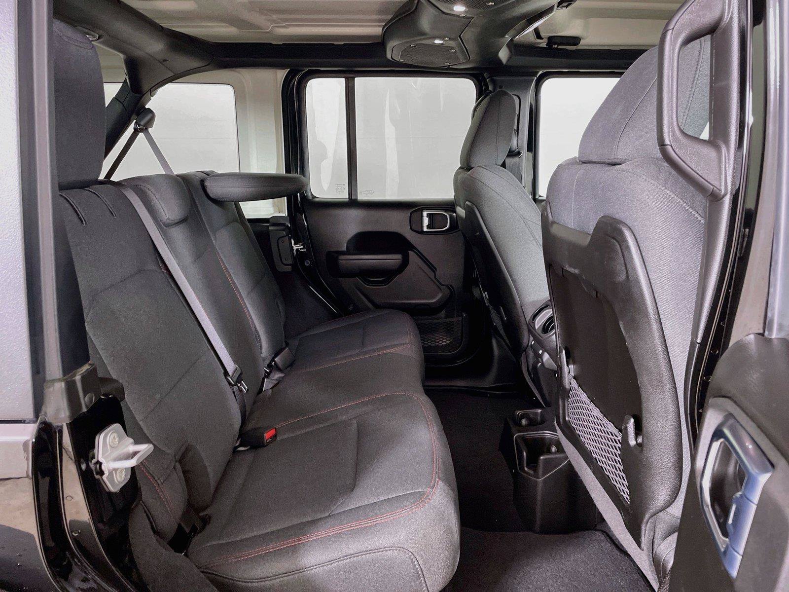 Used 2026 Jeep Wrangler Unlimited Rubicon AWD/4WD image 24