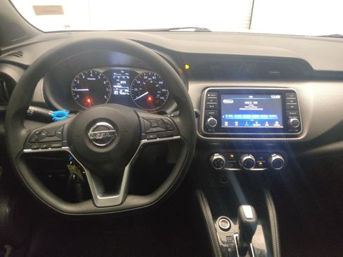 Used 2019 Nissan Kicks S FWD image 22