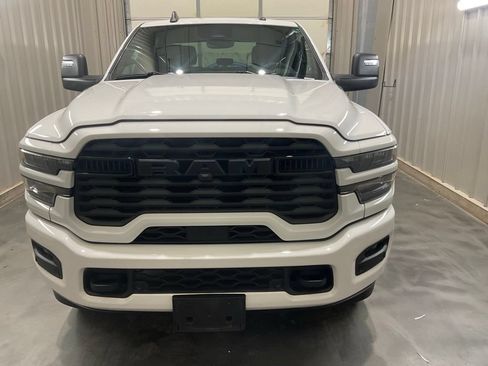 Used 2026 RAM 2500 Big Horn AWD/4WD image 5