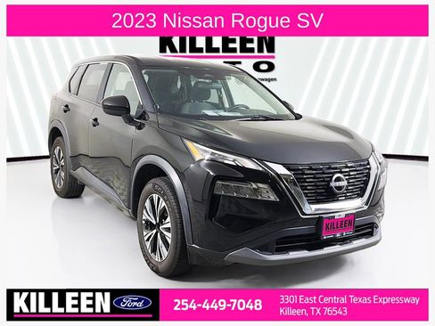 Used 2023 Nissan Rogue SV image 1