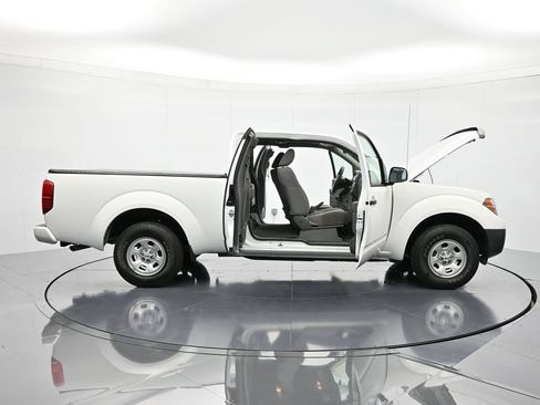 Used 2018 Nissan Frontier S image 44