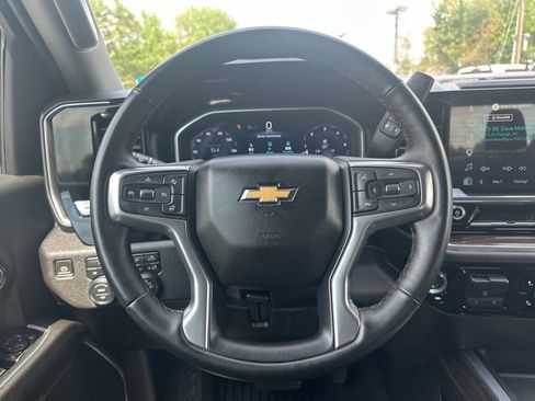 Used 2024 Chevrolet Silverado 2500 LT w/ Convenience Package AWD/4WD image 19