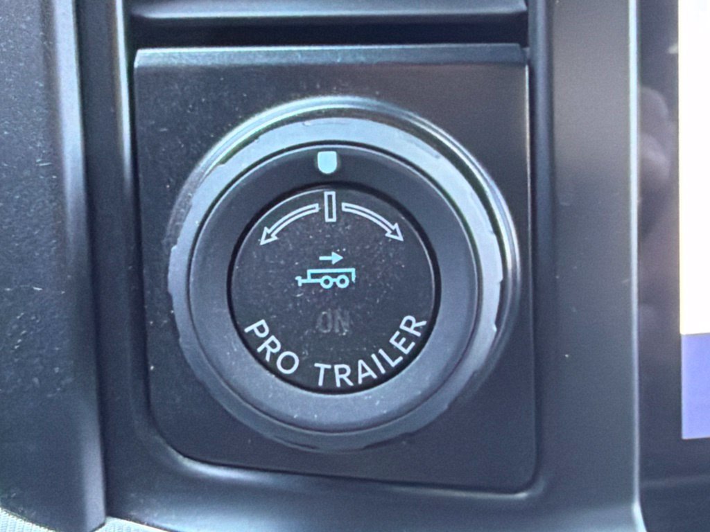 Used 2022 Ford F150 Raptor w/ Equipment Group 801A High AWD/4WD image 28