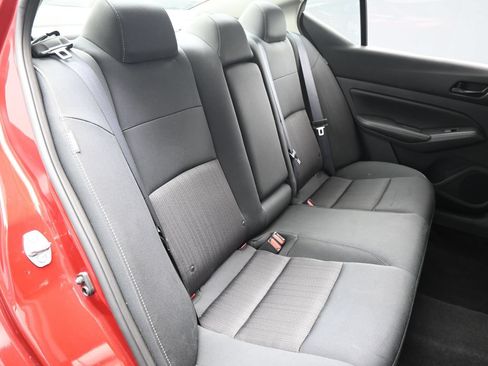 Certified 2024 Nissan Altima 2.5 SV w/ SV Premium Package FWD image 13