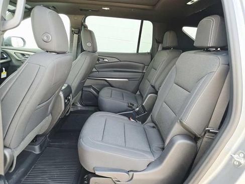 New 2027 Chevrolet Traverse LT w/ Sun and Wheel Package AWD/4WD image 13