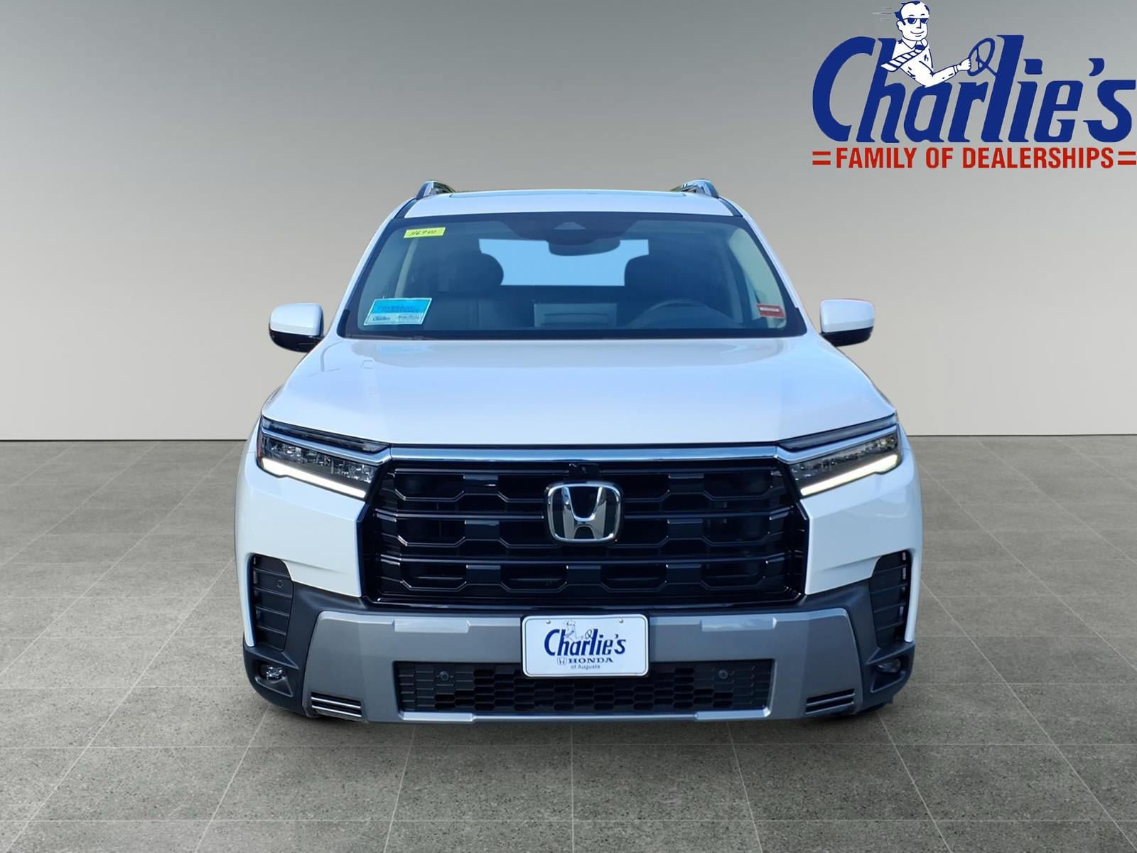 New 2026 Honda Pilot Touring image 2