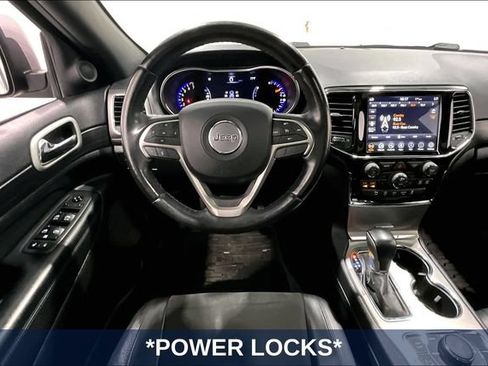 Used 2021 Jeep Grand Cherokee Altitude AWD/4WD image 11