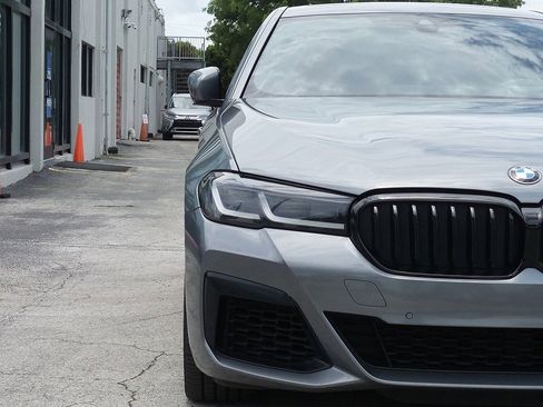 Used 2023 BMW 540i w/ M Sport Package RWD image 14