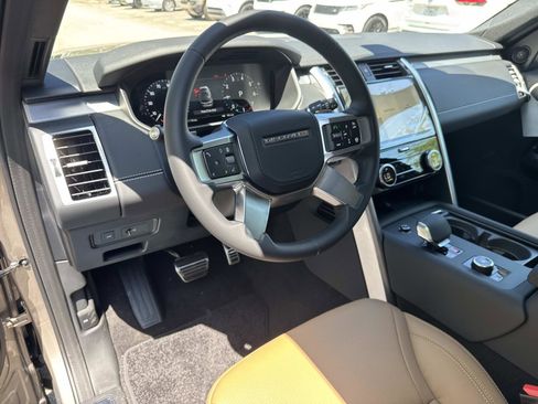 New 2026 Land Rover Discovery Dynamic SE AWD/4WD image 23