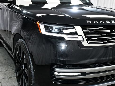Used 2025 Land Rover Range Rover SE AWD/4WD image 82