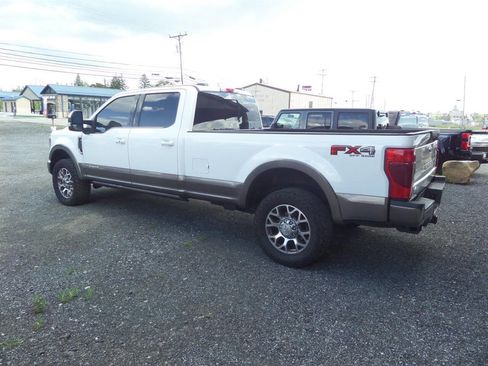 Used 2022 Ford F250 King Ranch w/ King Ranch Ultimate Package AWD/4WD image 6