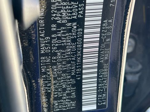 Used 2019 Toyota Camry SE FWD image 27