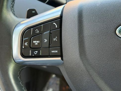 Used 2019 Land Rover Discovery Sport AWD/4WD image 35