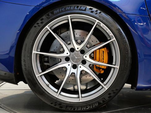 Used 2020 Mercedes-Benz AMG GT R image 40