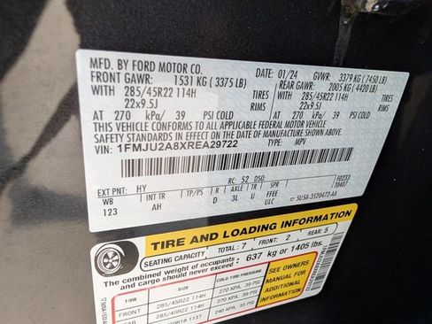 Used 2024 Ford Expedition Limited AWD/4WD image 41