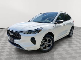 Used 2024 Ford Escape ST-Line w/ Tech Pack #1 AWD/4WD video 1