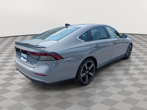 Used 2025 Honda Accord Sport image 5
