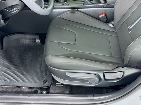 New 2026 Hyundai Elantra Sport image 19